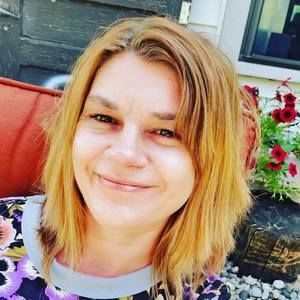 Meet your Posher, Christina